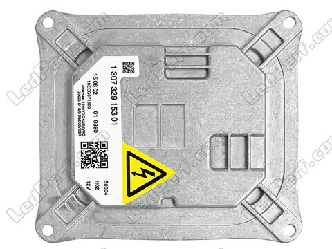 Foto frontal do lastro para xenon de Saturn Outlook